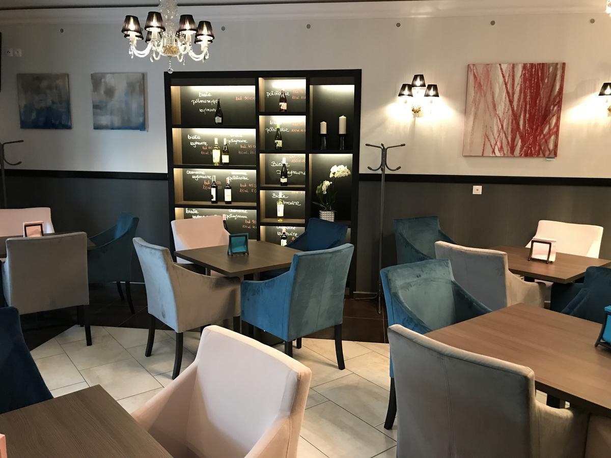 Hotel Marta Oława Eksteriør billede
