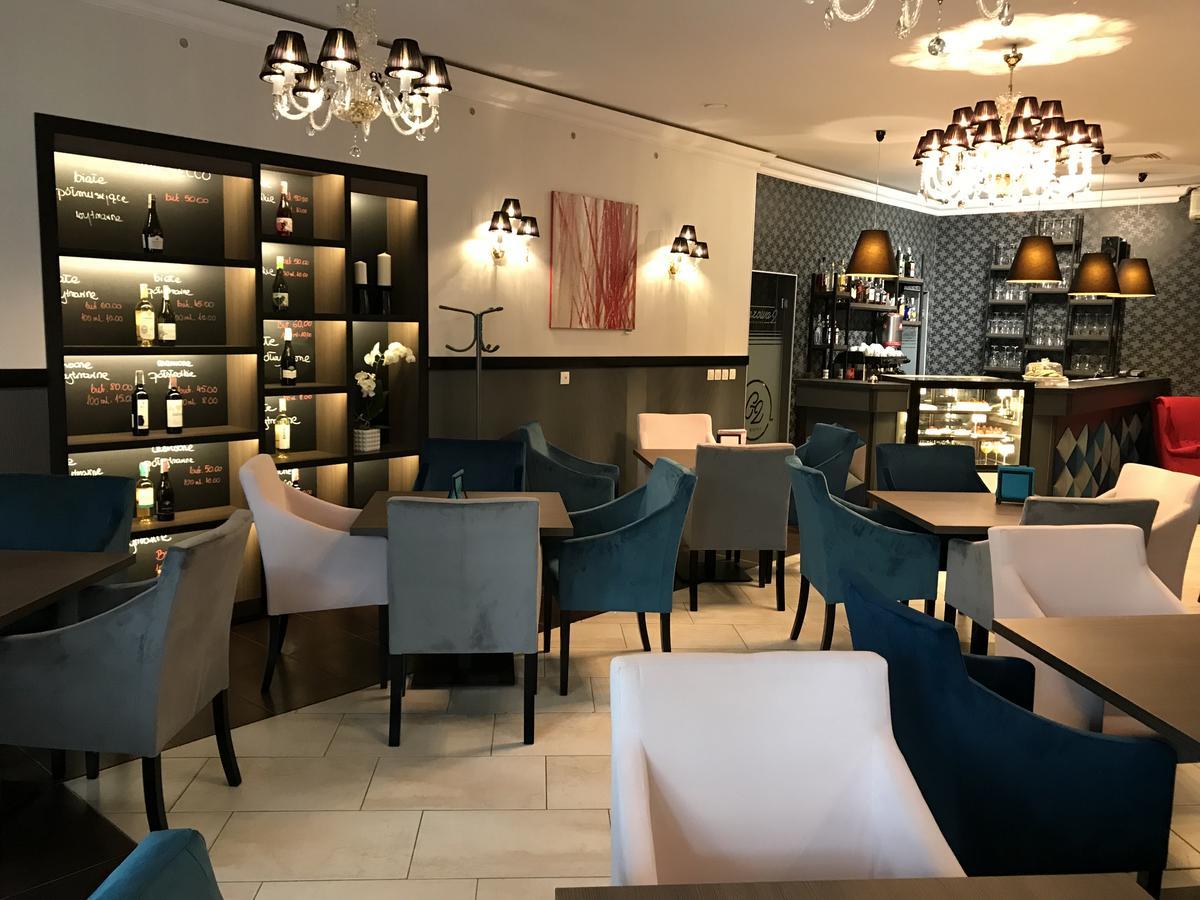 Hotel Marta Oława Eksteriør billede
